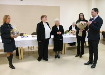 Nowe władze i absolutorium. Weterani Pracy w Zdunach podsumowali kadencję