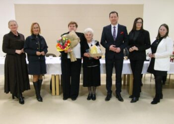 Nowe władze i absolutorium. Weterani Pracy w Zdunach podsumowali kadencję