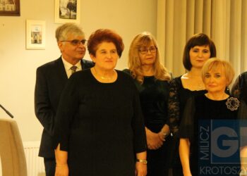 Studniówka ZSP w Koźminie Wlkp. Poloneza czas zacząć!