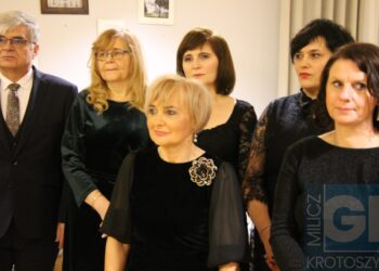 Studniówka ZSP w Koźminie Wlkp. Poloneza czas zacząć!