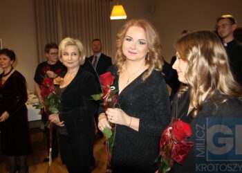 Studniówka ZSP w Koźminie Wlkp. Poloneza czas zacząć!