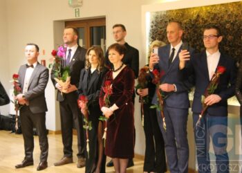 Studniówka ZSP w Koźminie Wlkp. Poloneza czas zacząć!