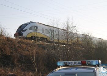 Tragiczny wypadek na torach. Nie żyje jedna osoba