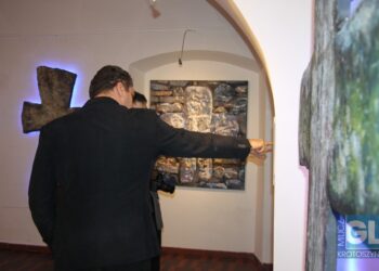 Krzyże pokutne – milczący świadkowie dawnych zbrodni. Wyjątkowa wystawa w krotoszyńskim muzeum