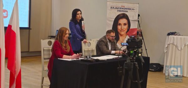 Ewa Zajączkowska-Hernik: „Staram się walczyć o interesy Polski, najlepiej jak tylko potrafię”. Pełna sala na spotkaniu z europoseł Ewa Zajączkowska-Hernik: „Staram się walczyć o interesy Polski, najlepiej jak tylko potrafię”. Pełna sala na spotkaniu z europoseł
