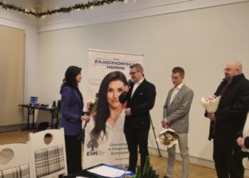 Ewa Zajączkowska-Hernik: „Staram się walczyć o interesy Polski, najlepiej jak tylko potrafię”. Pełna sala na spotkaniu z europoseł