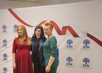Ewa Zajączkowska-Hernik: „Staram się walczyć o interesy Polski, najlepiej jak tylko potrafię”. Pełna sala na spotkaniu z europoseł