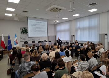 „Środy z KSeF” w Krotoszynie. Przedsiębiorcy szkolą się z e-faktur