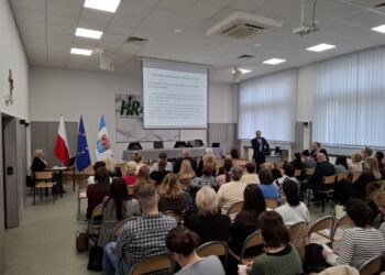 „Środy z KSeF” w Krotoszynie. Przedsiębiorcy szkolą się z e-faktur