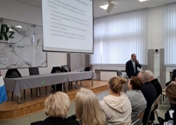 „Środy z KSeF” w Krotoszynie. Przedsiębiorcy szkolą się z e-faktur