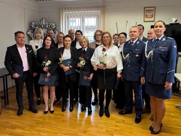 Święto Służby Cywilnej w milickiej komendzie