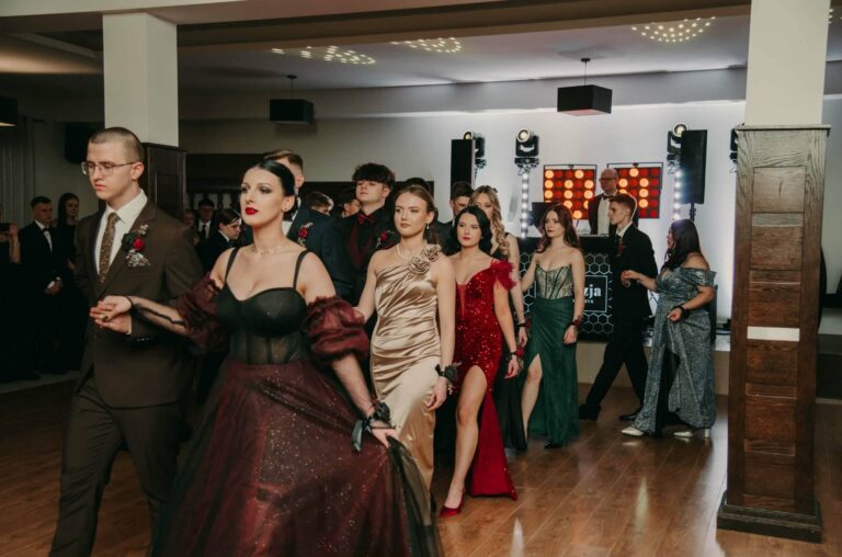 Technikum Leśne w Miliczu odlicza 100 dni do matury