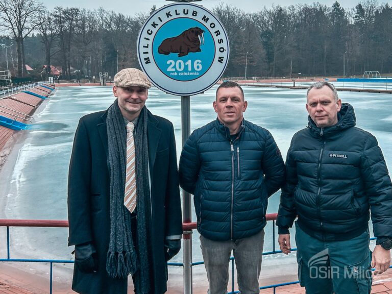 Morsy znów na Karłowie. OSiR udostępnia kąpielisko do 2029 roku