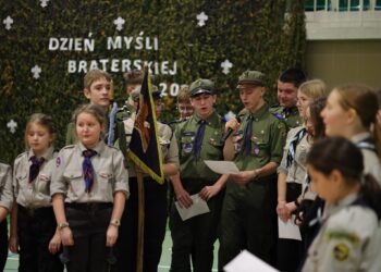 Apel w milickiej „Jedynce” z okazji Dnia Myśli Braterskiej Apel w milickiej „Jedynce” z okazji Dnia Myśli Braterskiej