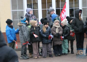 Uczniowie baszkowskiej podstawówki pamiętają o Powstańcach Wielkopolskich!
