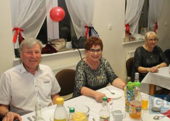 Zabawa Walentynkowa zdunowskich seniorów