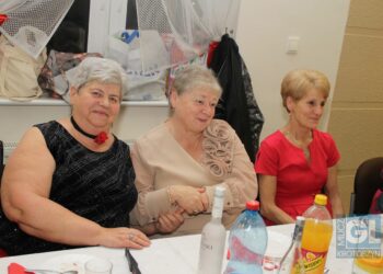 Zabawa Walentynkowa zdunowskich seniorów