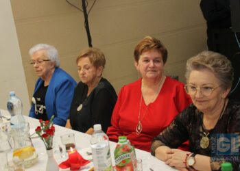 Zabawa Walentynkowa zdunowskich seniorów