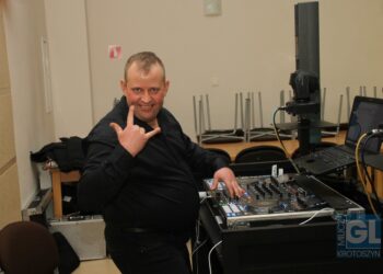 Zabawa Walentynkowa zdunowskich seniorów