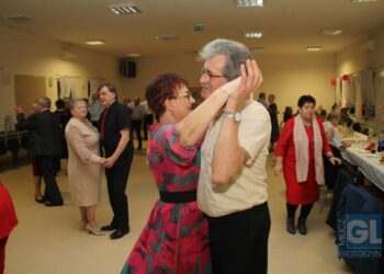 Zabawa Walentynkowa zdunowskich seniorów