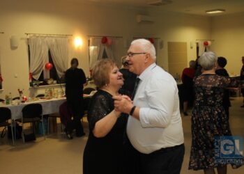 Zabawa Walentynkowa zdunowskich seniorów