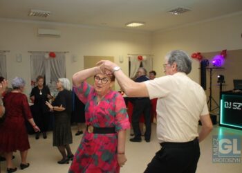 Zabawa Walentynkowa zdunowskich seniorów