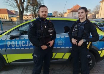 16-letni pacjent oddalił się od szpitala. Policjanci odnaleźli go po kilkunastu minutach 16-letni pacjent oddalił się od szpitala. Policjanci odnaleźli go po kilkunastu minutach