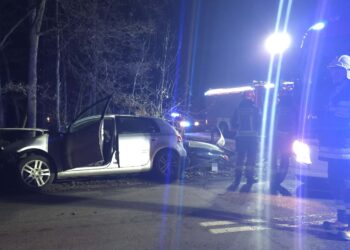 Kolumbijczyk nie ustąpił pierwszeństwa. Zderzenie dwóch aut na skrzyżowaniu dróg leśnych