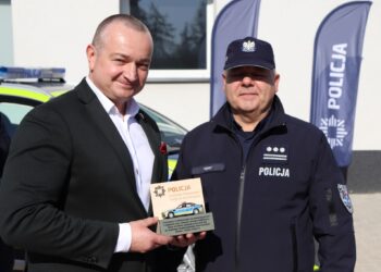 Nowy radiowóz dla policjantów w Kobylinie