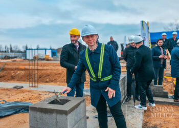 Kapsuła czasu na Dębowej. W Miliczu ruszyła budowa bloku SIM