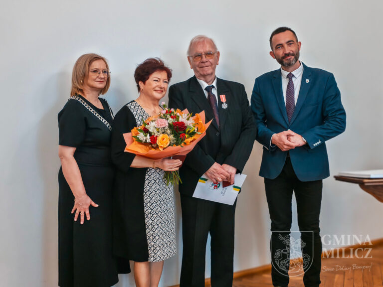 Medale za pół wieku razem. W Miliczu uhonorowano małżeńskie jubileusze