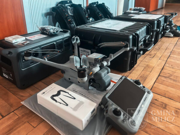 Nowe drony trafiły do jednostek OSP w gminie Milicz