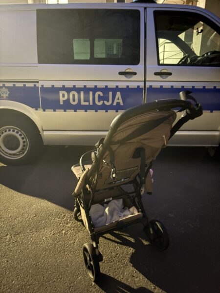 Z wózkiem po ulicach miasta. Złodziej wpadł dzięki czujności policjanta po służbie