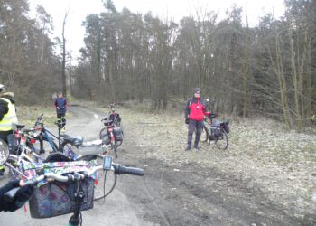 Pożegnali zimę na szlaku. Rajd „Topienie Marzanny” w Krotoszynie