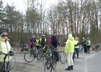Pożegnali zimę na szlaku. Rajd „Topienie Marzanny” w Krotoszynie