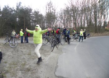 Pożegnali zimę na szlaku. Rajd „Topienie Marzanny” w Krotoszynie