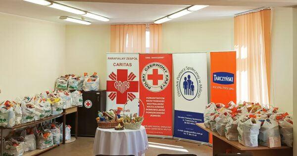 Wielkanocne paczki trafiły do potrzebujących w Miliczu