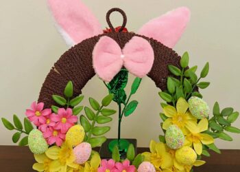 Wielkanocne wianki i rozmowa o emocjach. Spotkanie w siedzibie PCK w Miliczu