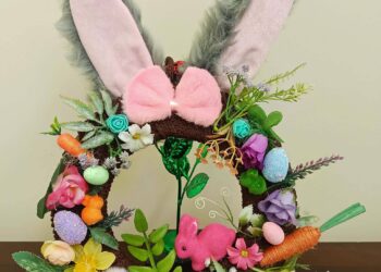 Wielkanocne wianki i rozmowa o emocjach. Spotkanie w siedzibie PCK w Miliczu