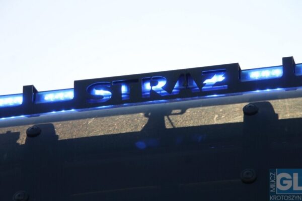 Interwencja w Krotoszynie. Strażacy ratowali życie w mieszkaniu