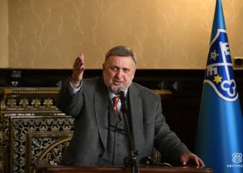 Bogdan Sobkowiak Honorowym Obywatelem, a Krzysztof Kierzek Zasłużonym dla Krotoszyna