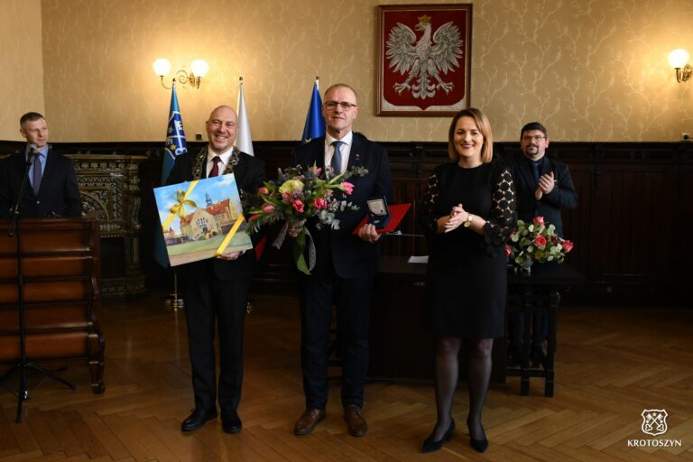 Bogdan Sobkowiak Honorowym Obywatelem, a Krzysztof Kierzek Zasłużonym dla Krotoszyna