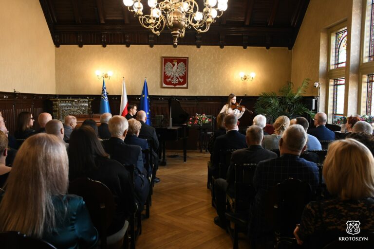 Bogdan Sobkowiak Honorowym Obywatelem, a Krzysztof Kierzek Zasłużonym dla Krotoszyna