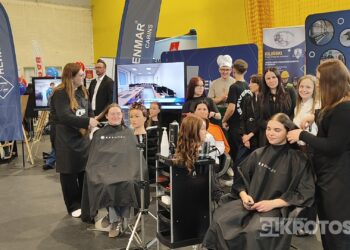 VII Powiatowe Targi Edukacyjne i Targi Pracy