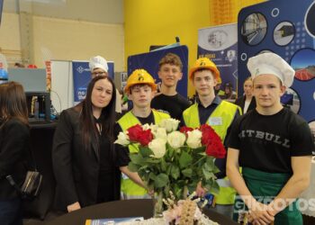 VII Powiatowe Targi Edukacyjne i Targi Pracy