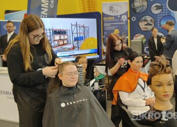 VII Powiatowe Targi Edukacyjne i Targi Pracy