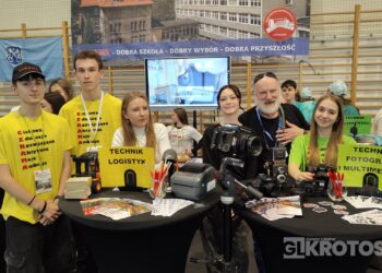 VII Powiatowe Targi Edukacyjne i Targi Pracy