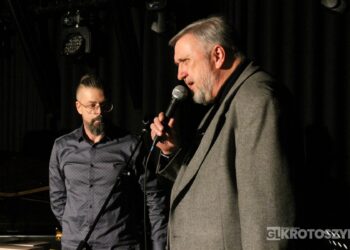 Meta(s)fora Wielkopolska, czyli promocja najnowszej książki „Poezjografia” Marcina Szyndrowskiego Meta(s)fora Wielkopolska, czyli promocja najnowszej książki „Poezjografia” Marcina Szyndrowskiego