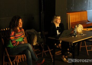 Angielski teatr w Krotoszynie. Uczniowie poznali historię Anglii na scenie
