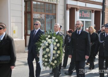 Ostatnie pożegnanie burmistrza Koźmina Wlkp. śp. Macieja Bratborskiego